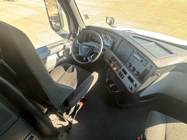 2020 Freightliner New Cascadia 126 . Seville OH