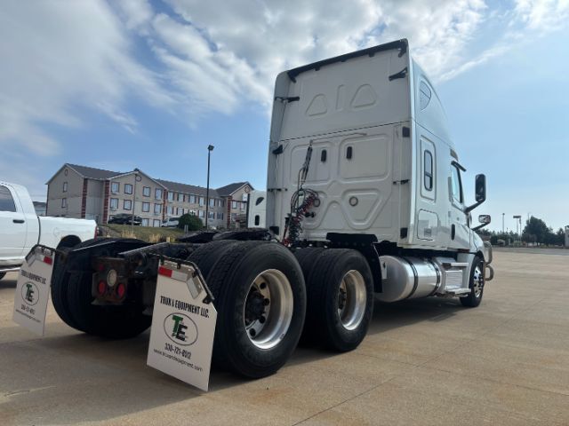 2020 Freightliner New Cascadia 126 . Seville OH