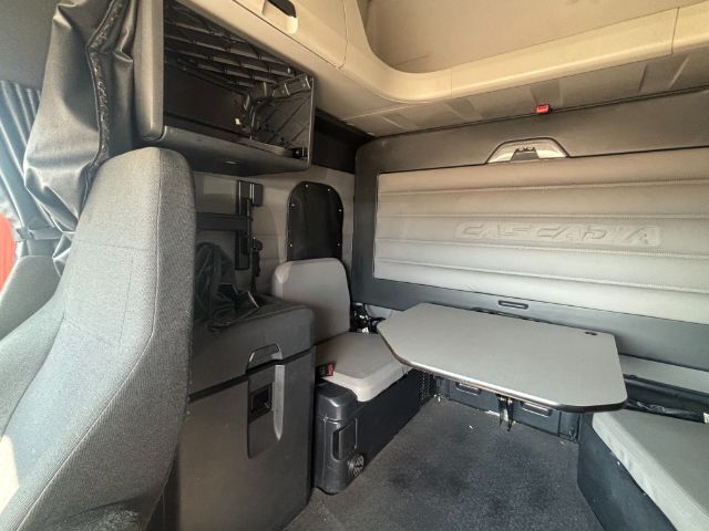 2020 Freightliner New Cascadia 126 . Seville OH