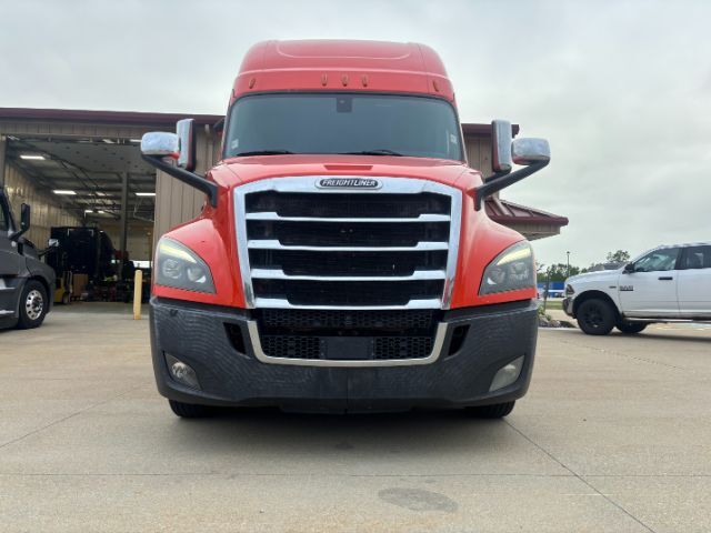 2020 Freightliner New Cascadia 126 .
