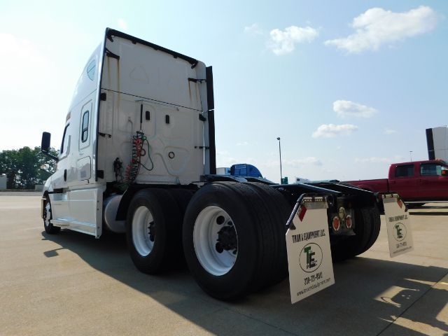 2020 Freightliner New Cascadia 126 . Seville OH