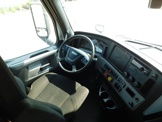 2020 Freightliner New Cascadia 126 . Seville OH