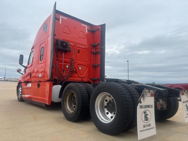 2020 Freightliner New Cascadia 126 . Seville OH