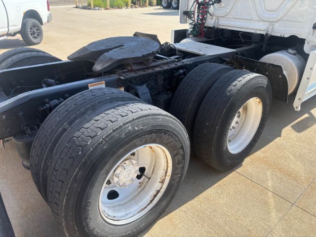 2020 Freightliner New Cascadia 126 . Seville OH