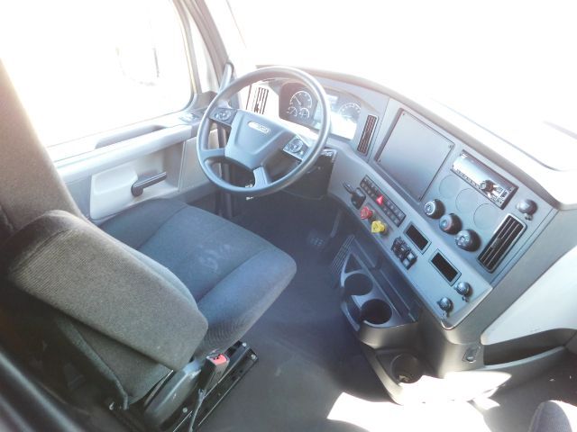 2020 Freightliner New Cascadia 126 . Seville OH
