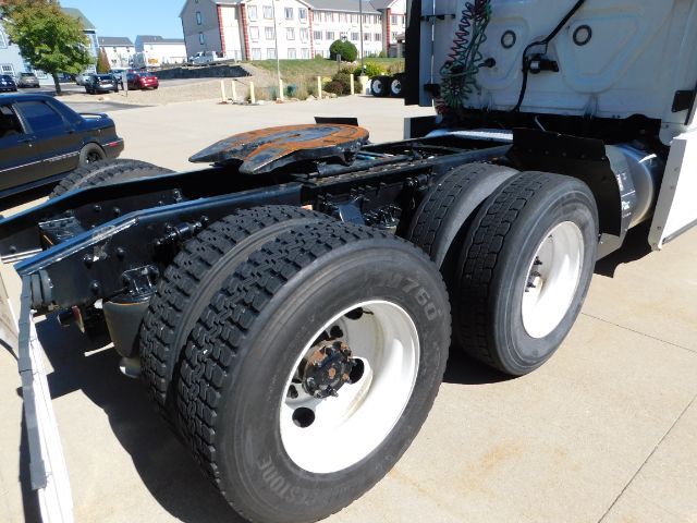 2020 Freightliner New Cascadia 126 . Seville OH