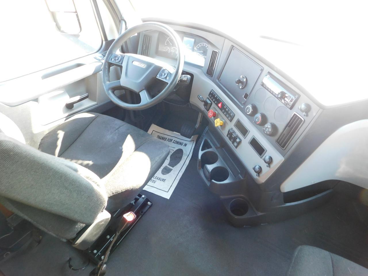 2020 Freightliner New Cascadia 126 . Seville OH