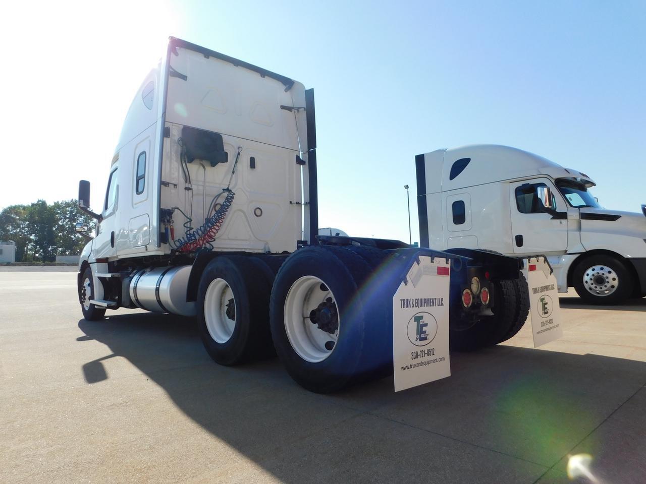 2020 Freightliner New Cascadia 126 . Seville OH