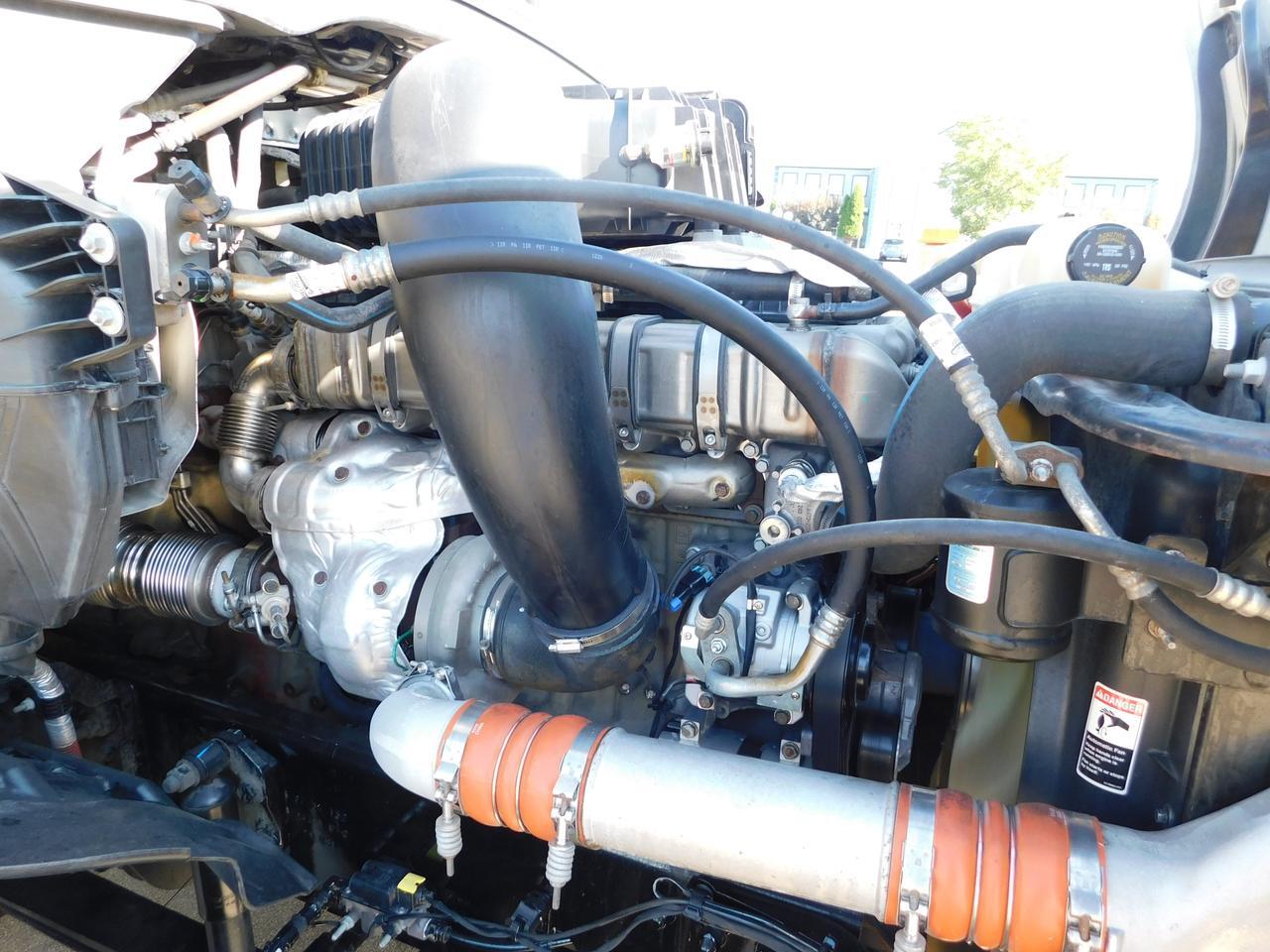 2020 Freightliner New Cascadia 126 . Seville OH