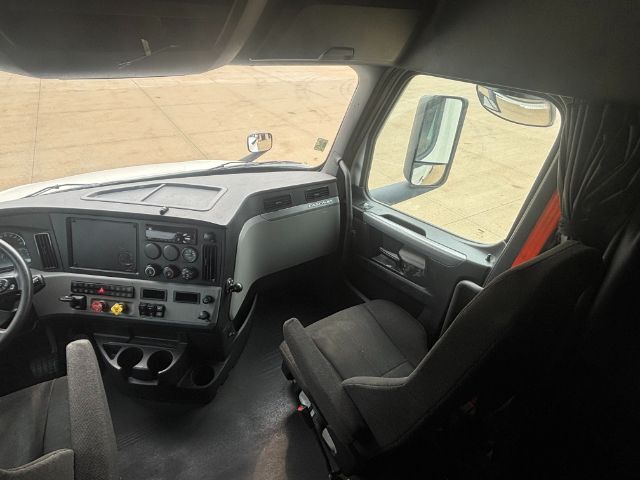 2020 Freightliner New Cascadia 126 . Seville OH