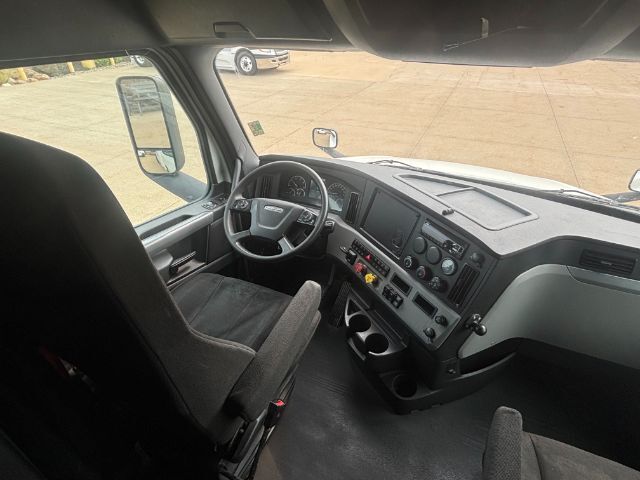 2020 Freightliner New Cascadia 126 . Seville OH