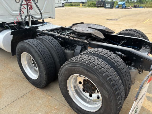 2020 Freightliner New Cascadia 126 . Seville OH