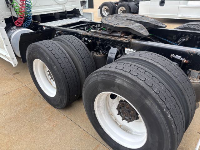 2020 Freightliner New Cascadia 126 . Seville OH