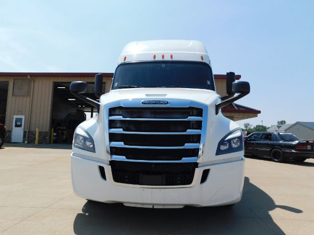 2020 Freightliner New Cascadia 126 . Seville OH