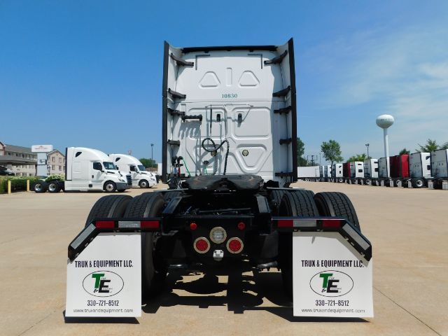 2020 Freightliner New Cascadia 126 . Seville OH