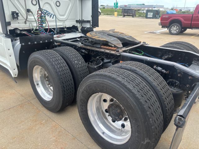 2020 Freightliner New Cascadia 126 . Seville OH