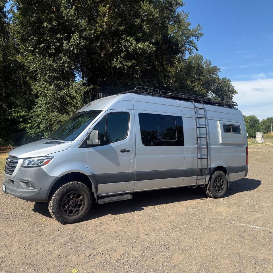 2020 Freightliner Sprinter 2500 High Roof Portland OR