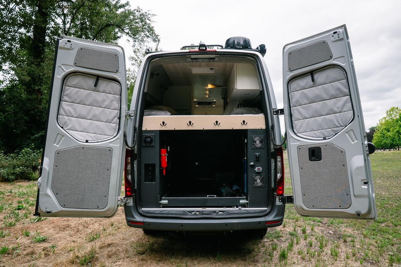 2020 Freightliner Sprinter 2500 High Roof Portland OR