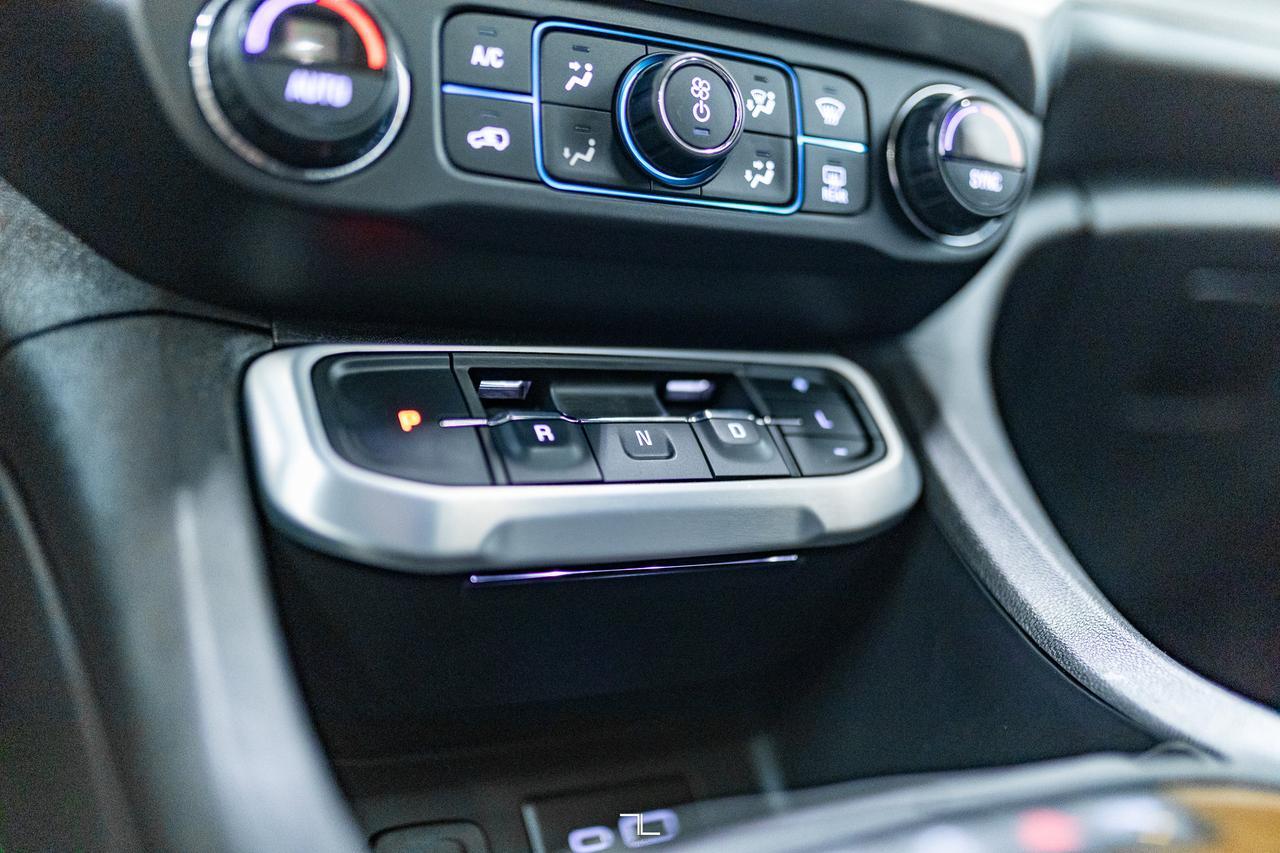 2020 GMC Acadia AWD SLE Roof BCam 3rd Row Red Deer AB