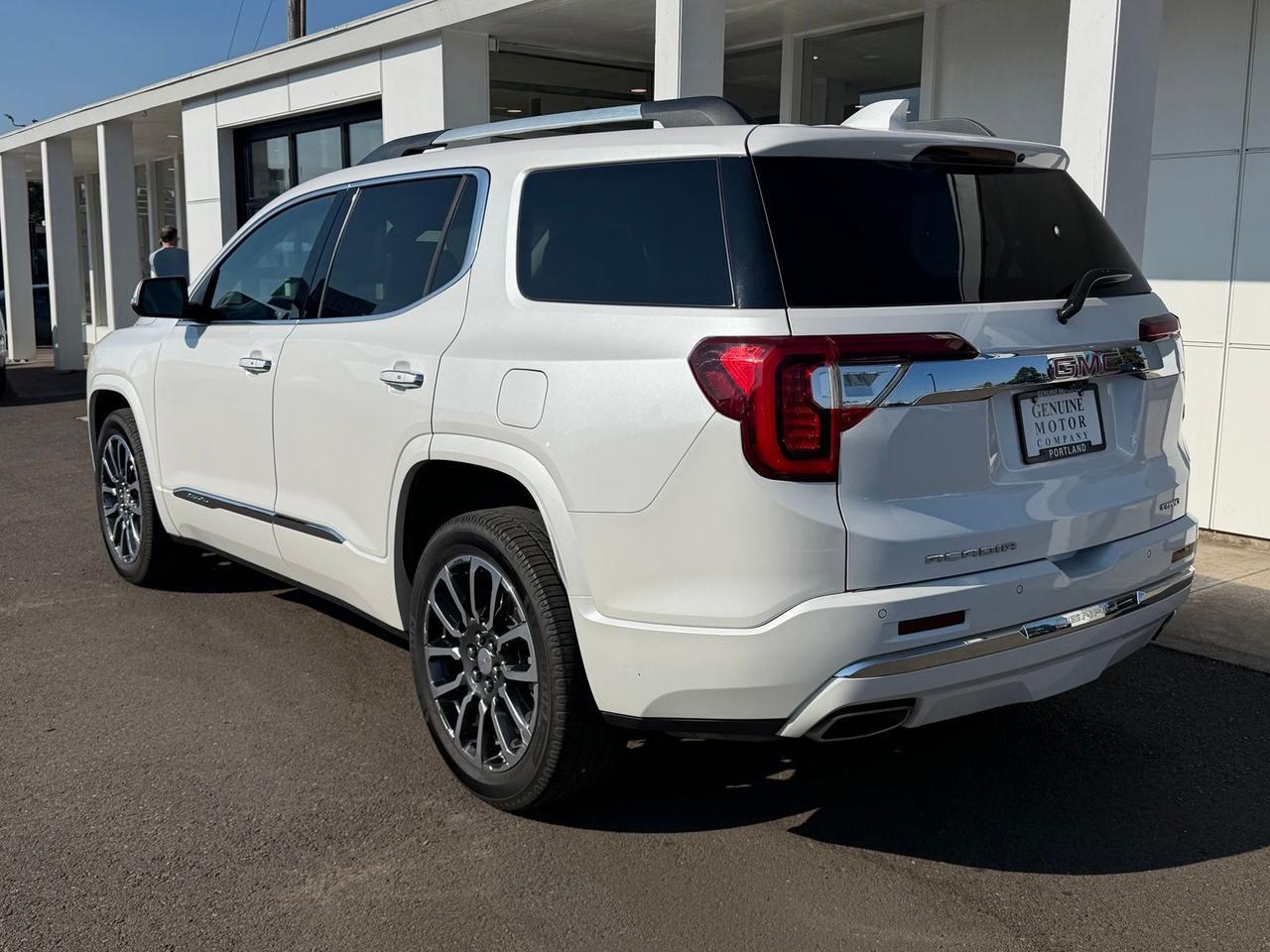 2020 GMC Acadia Denali