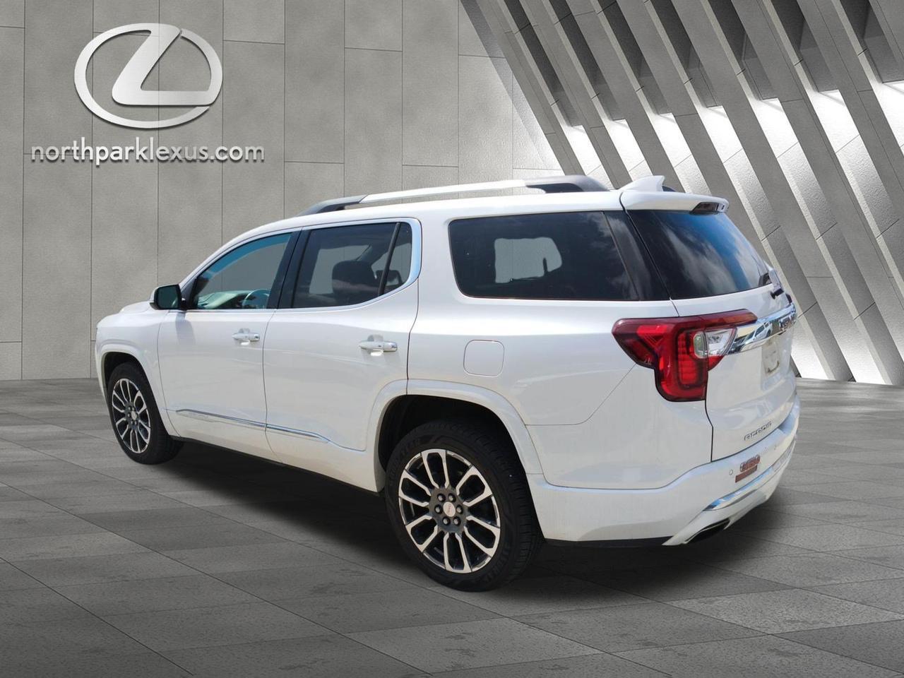 2020 GMC Acadia Denali