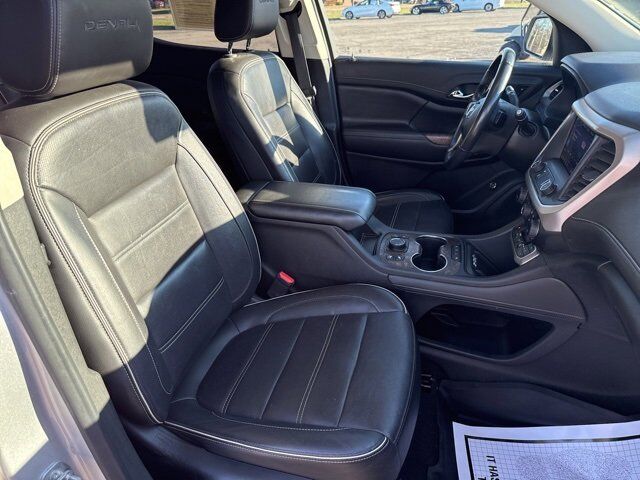 2020 GMC Acadia Denali Carbondale IL