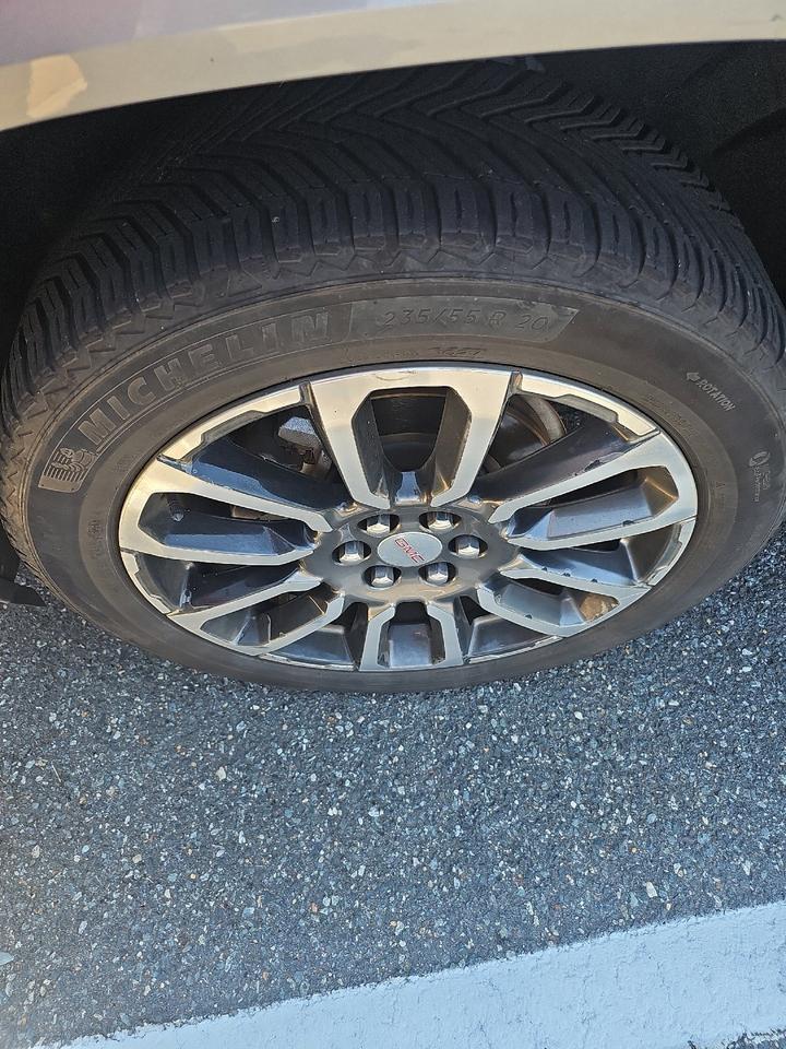 2020 GMC Acadia Denali Fredericksburg VA