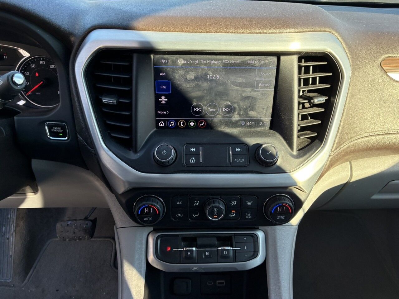 2020 GMC Acadia SLE Charlton MA