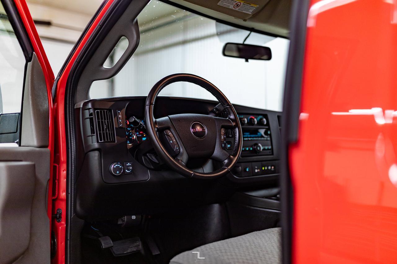 2020 GMC Savana 2500 Cargo Van BCam Red Deer AB