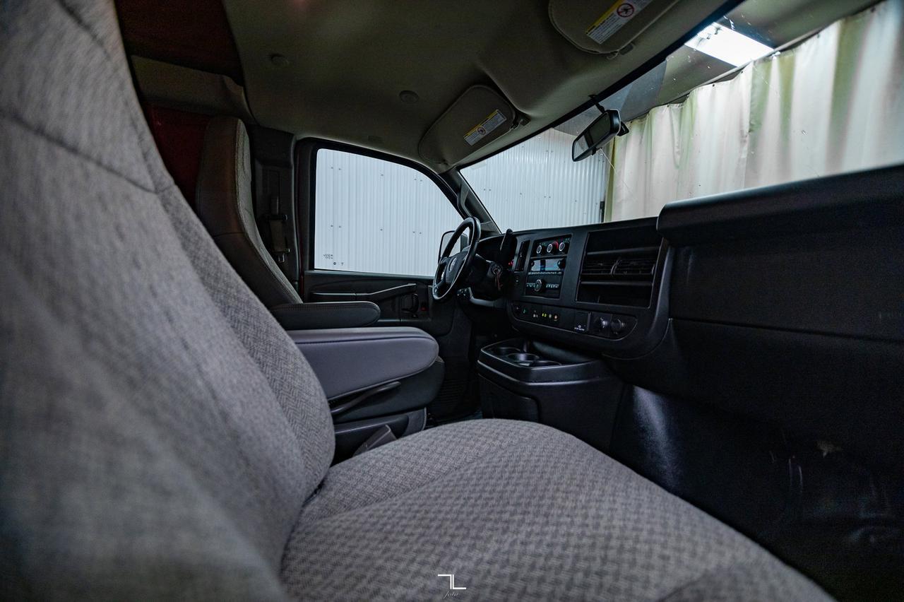 2020 GMC Savana 2500 Cargo Van BCam Red Deer AB