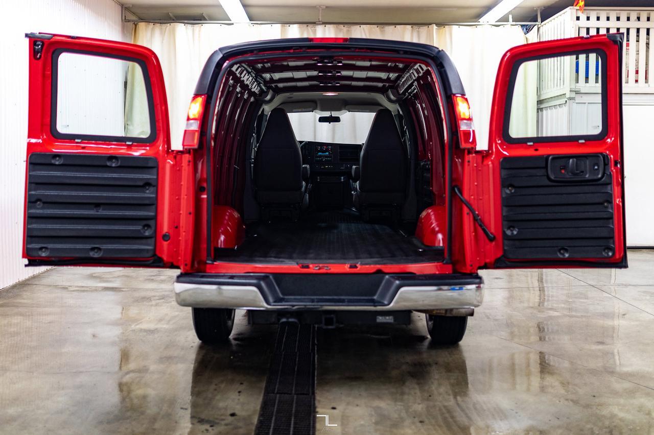 2020 GMC Savana 2500 Cargo Van BCam Red Deer AB