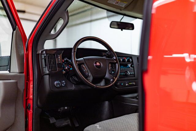 2020 GMC Savana 2500 Cargo Van BCam Red Deer AB