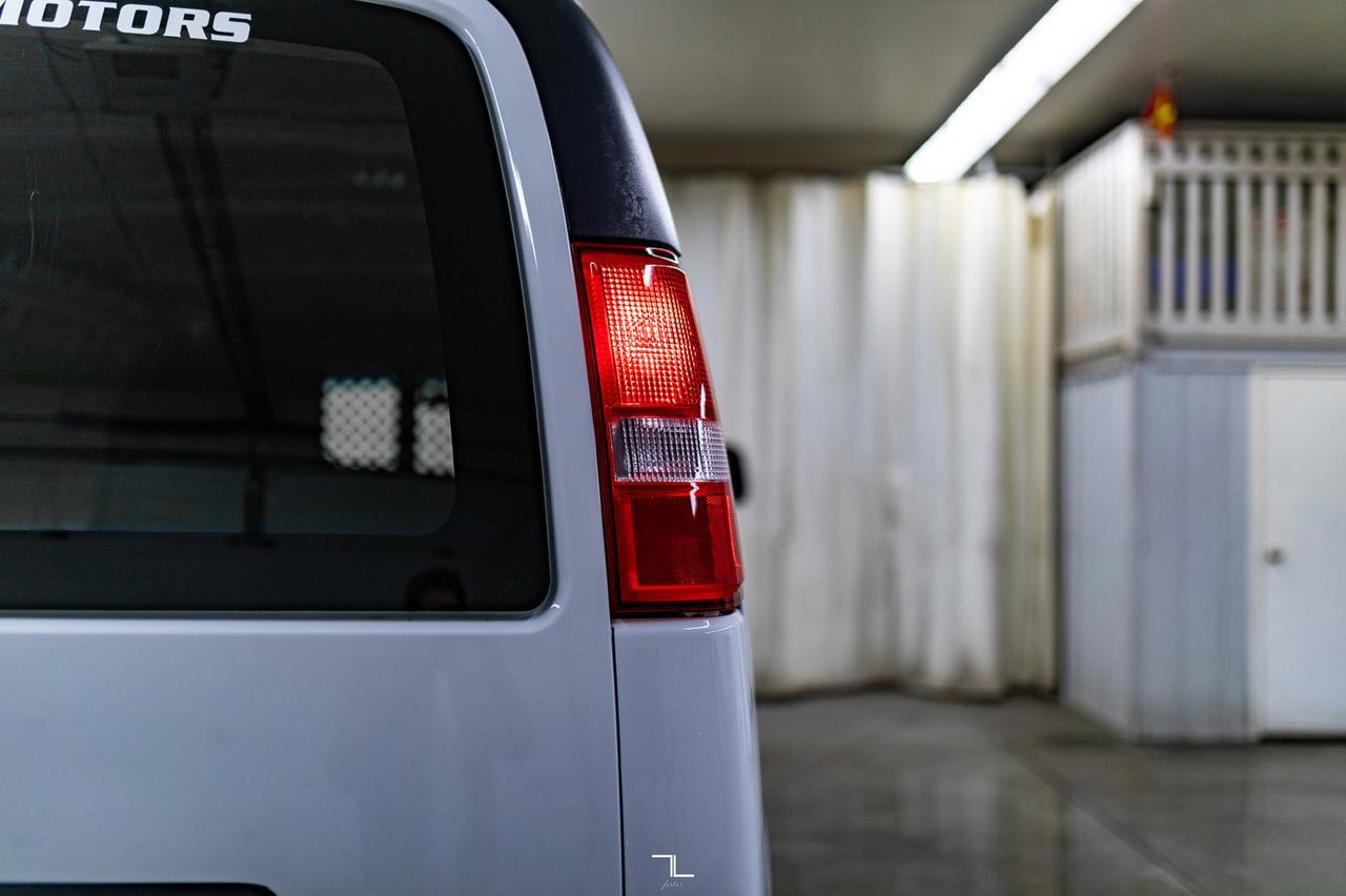 2020 GMC Savana 2500 Cargo Van BCam Red Deer AB