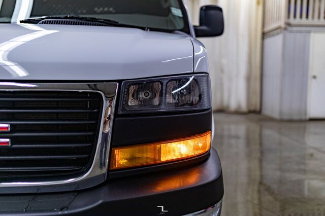2020 GMC Savana 2500 Cargo Van BCam Red Deer AB