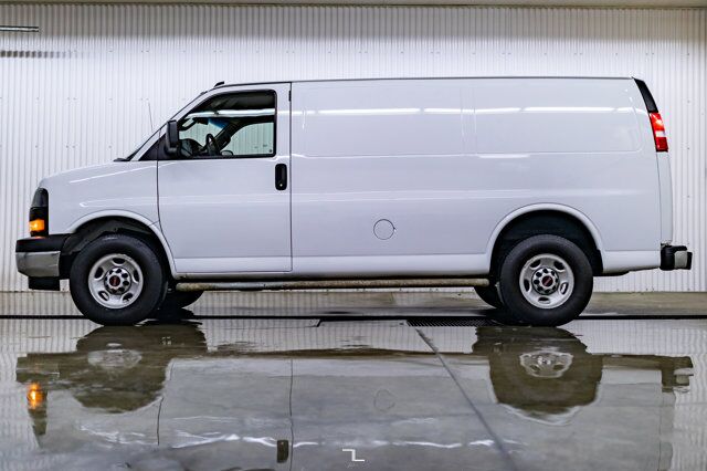 2020 GMC Savana 2500 Cargo Van BCam Red Deer AB
