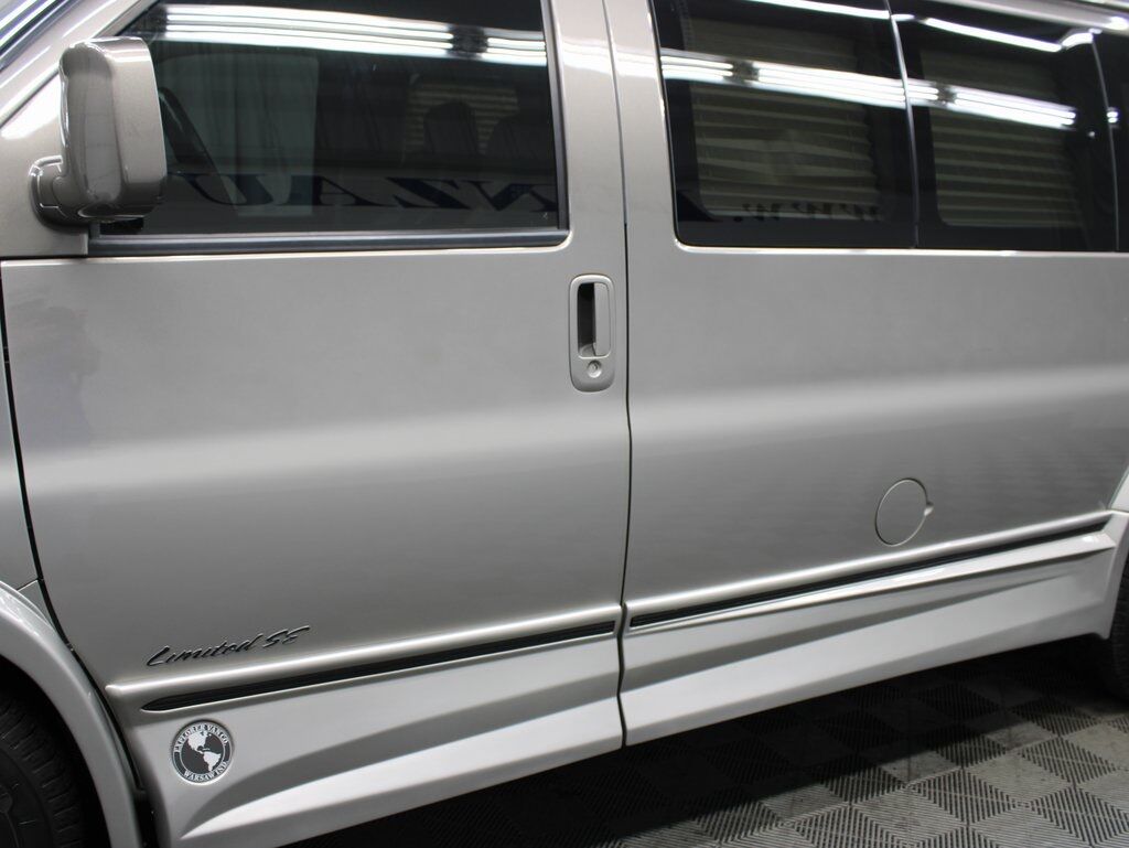 2020 GMC Savana 2500 Explorer Conversion Van RWD 7 Passenger Fond du Lac WI