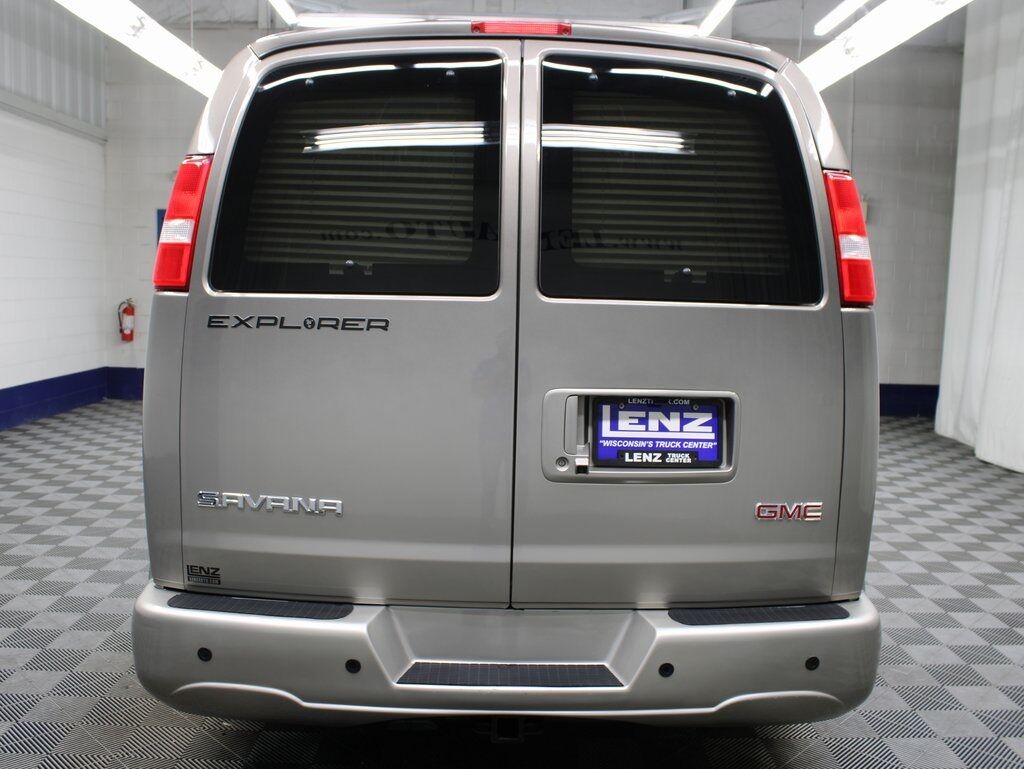 2020 GMC Savana 2500 Explorer Conversion Van RWD 7 Passenger Fond du Lac WI