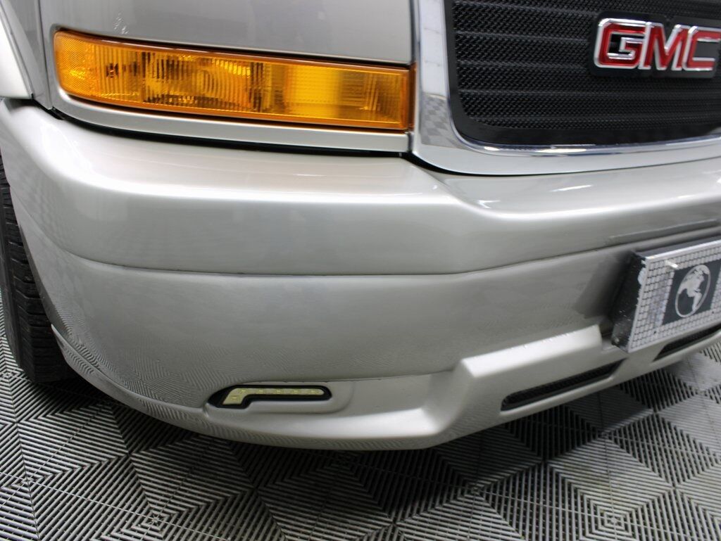 2020 GMC Savana 2500 Explorer Conversion Van RWD 7 Passenger Fond du Lac WI