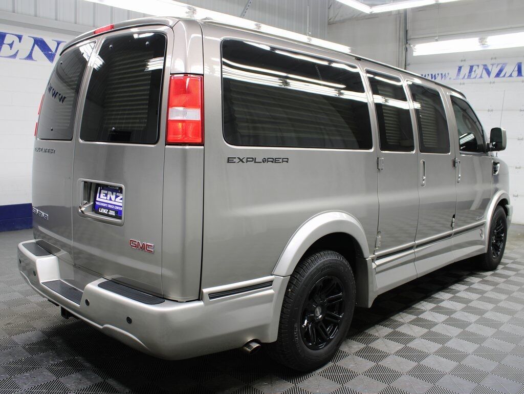 2020 GMC Savana 2500 Explorer Conversion Van RWD 7 Passenger Fond du Lac WI
