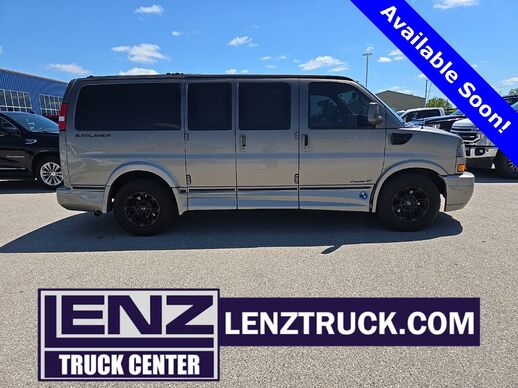 2020_GMC_Savana 2500_Explorer Conversion Van RWD_ Fond du Lac WI