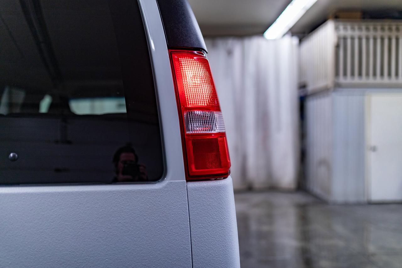 2020 GMC Savana 2500 LS 12 Passenger Van BCam Red Deer AB