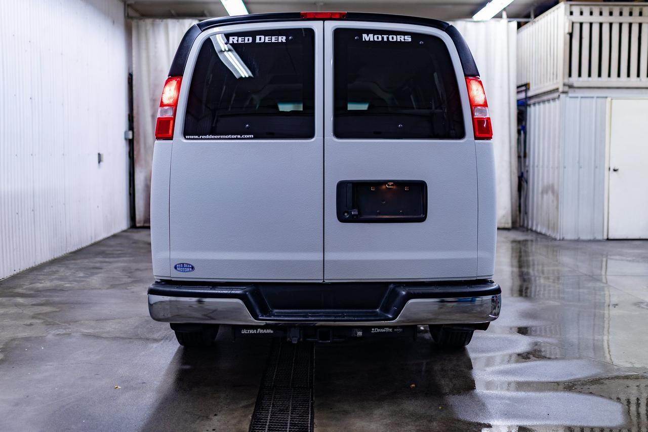 2020 GMC Savana 2500 LS 12 Passenger Van BCam Red Deer AB
