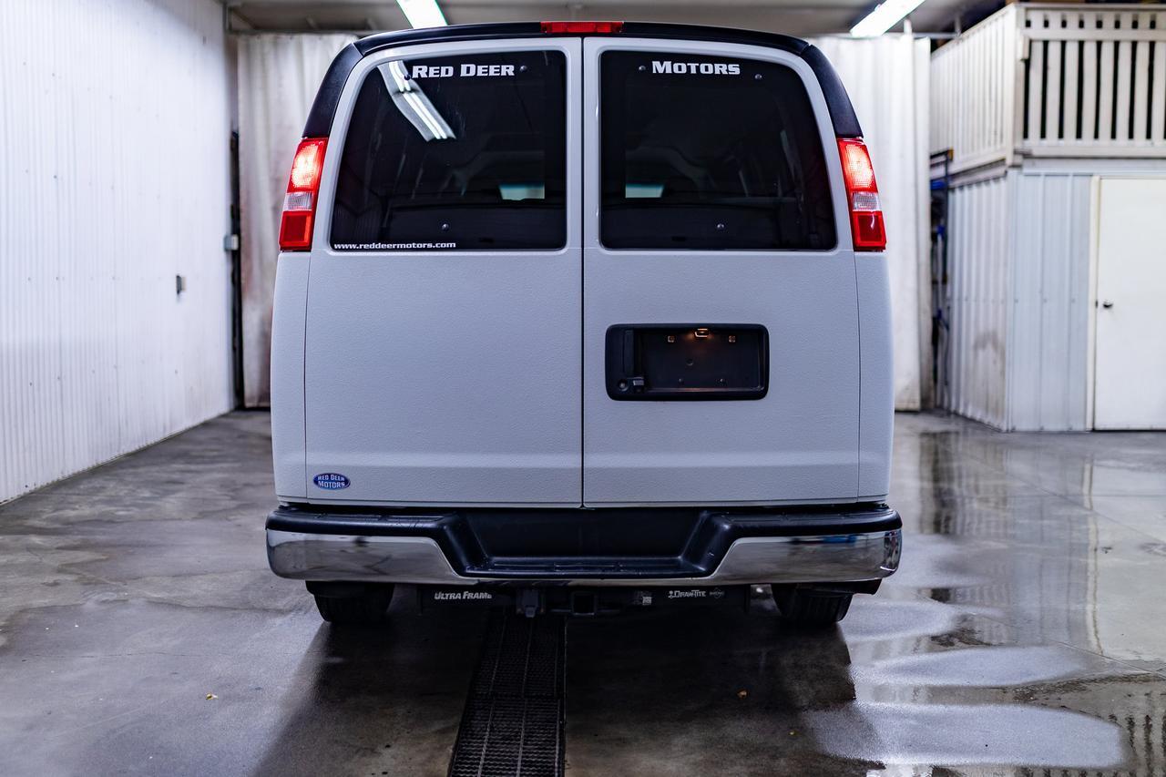2020 GMC Savana 2500 LS 12 Passenger Van BCam Red Deer AB