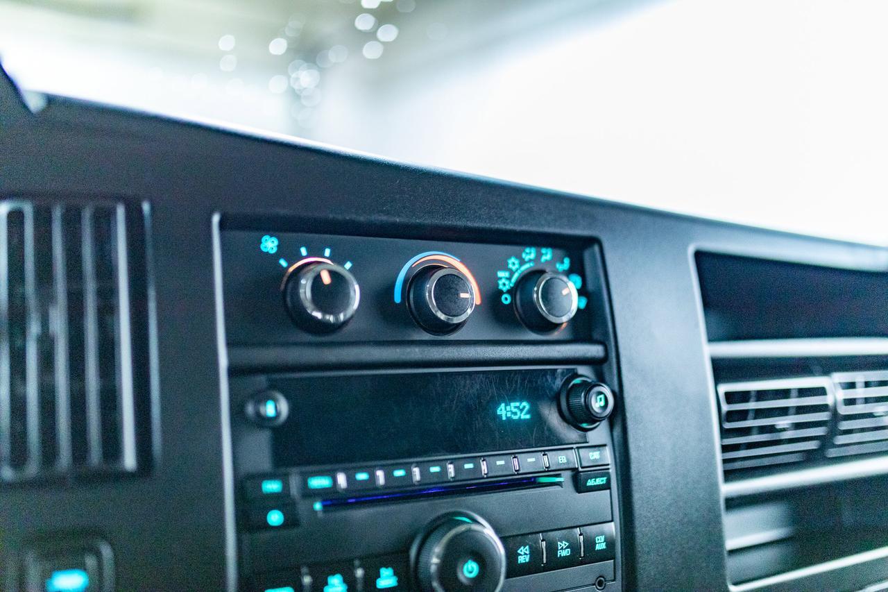 2020 GMC Savana 2500 LS 12 Passenger Van BCam Red Deer AB