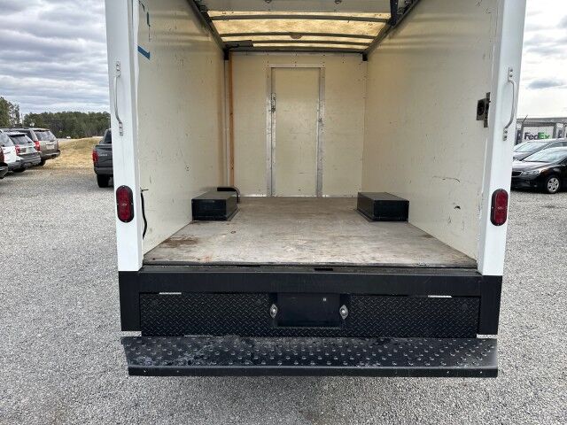 2020 GMC Savana 3500 13' Rockport Cube Van Ashland VA