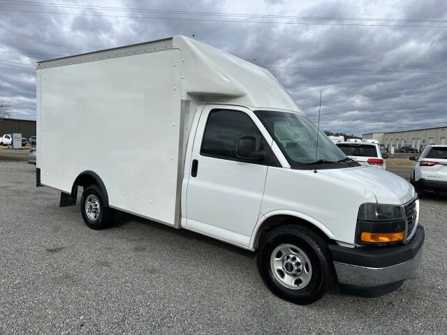 2020 GMC Savana 3500 13' Rockport Cube Van Ashland VA