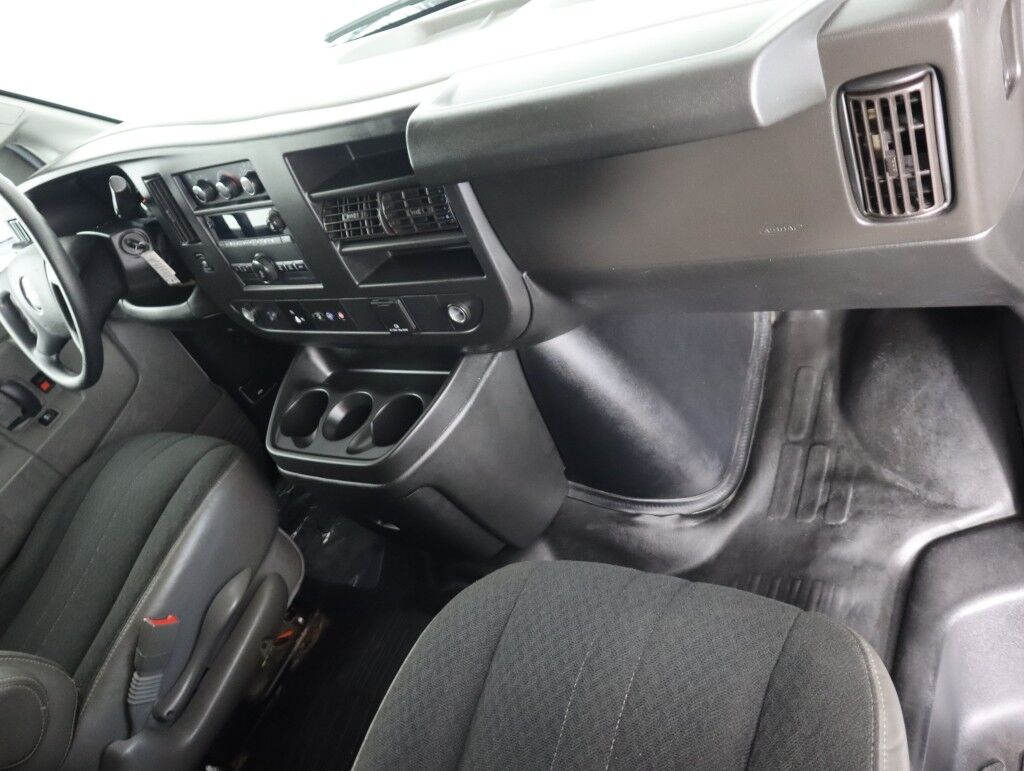 2020 GMC Savana Cargo Van 2500 6.0L Maumee OH