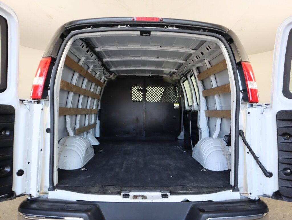 2020 GMC Savana Cargo Van 2500 6.0L Maumee OH