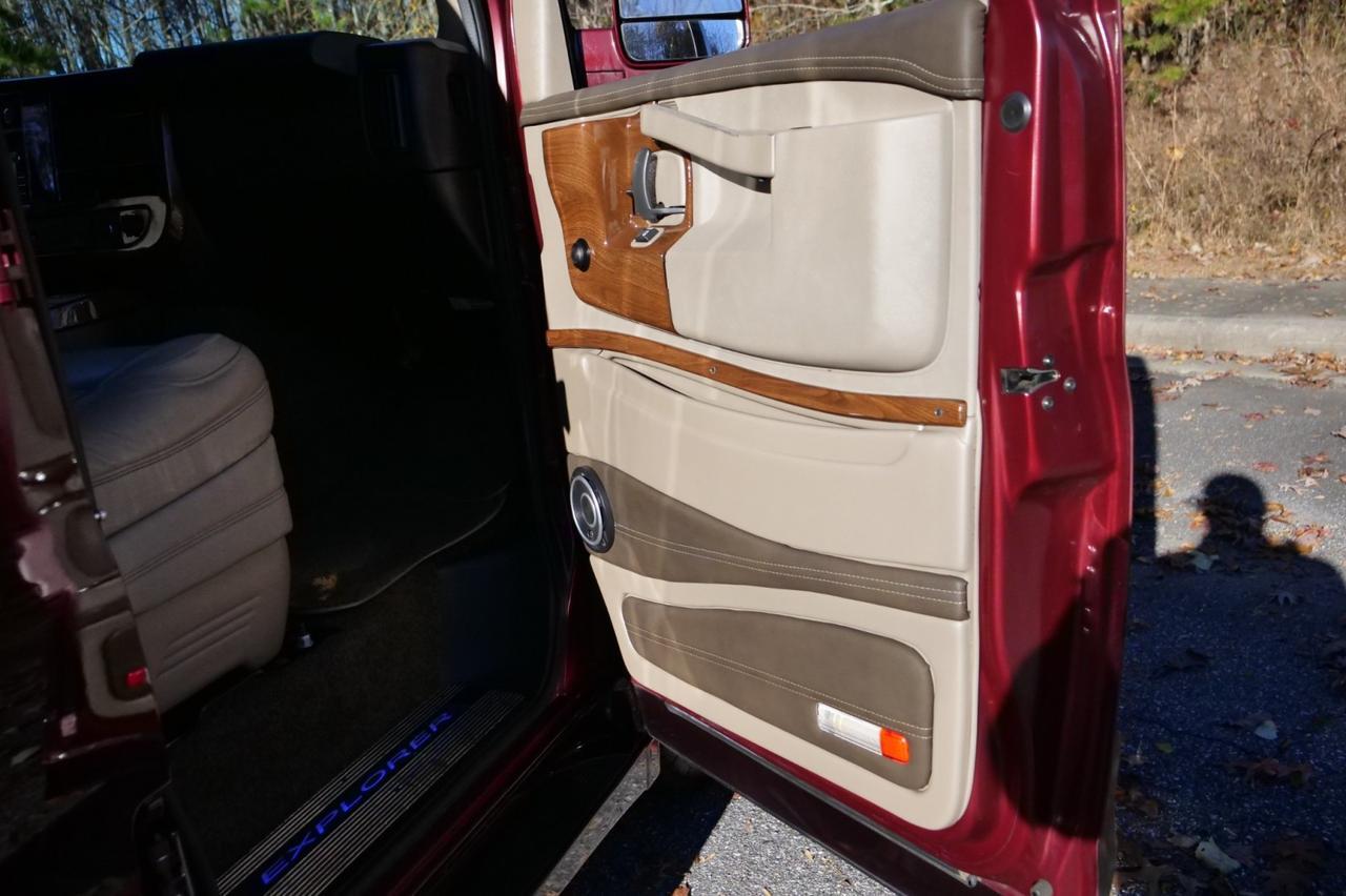2020 GMC Savana Explorer Conversion Van / Limited SE / Loaded With Options! Lincolnton NC