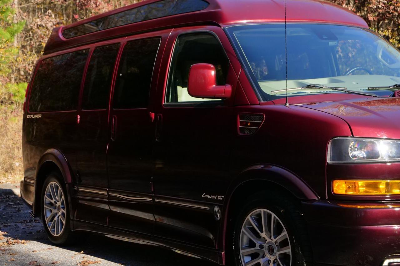 2020 GMC Savana Explorer Conversion Van / Limited SE / Loaded With Options! Lincolnton NC